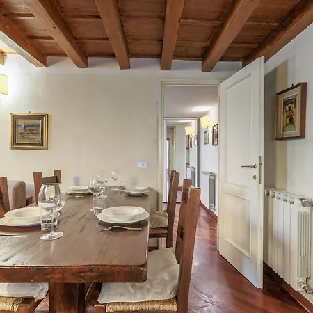Santa Croce Apartament